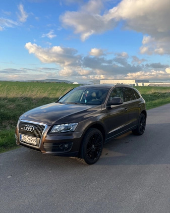 Audi Q5 cena 55000 przebieg: 215050, rok produkcji 2011 z Dzierżoniów małe 172